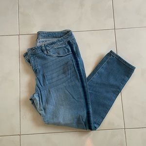 SOHO Slim Boyfriend Jeans